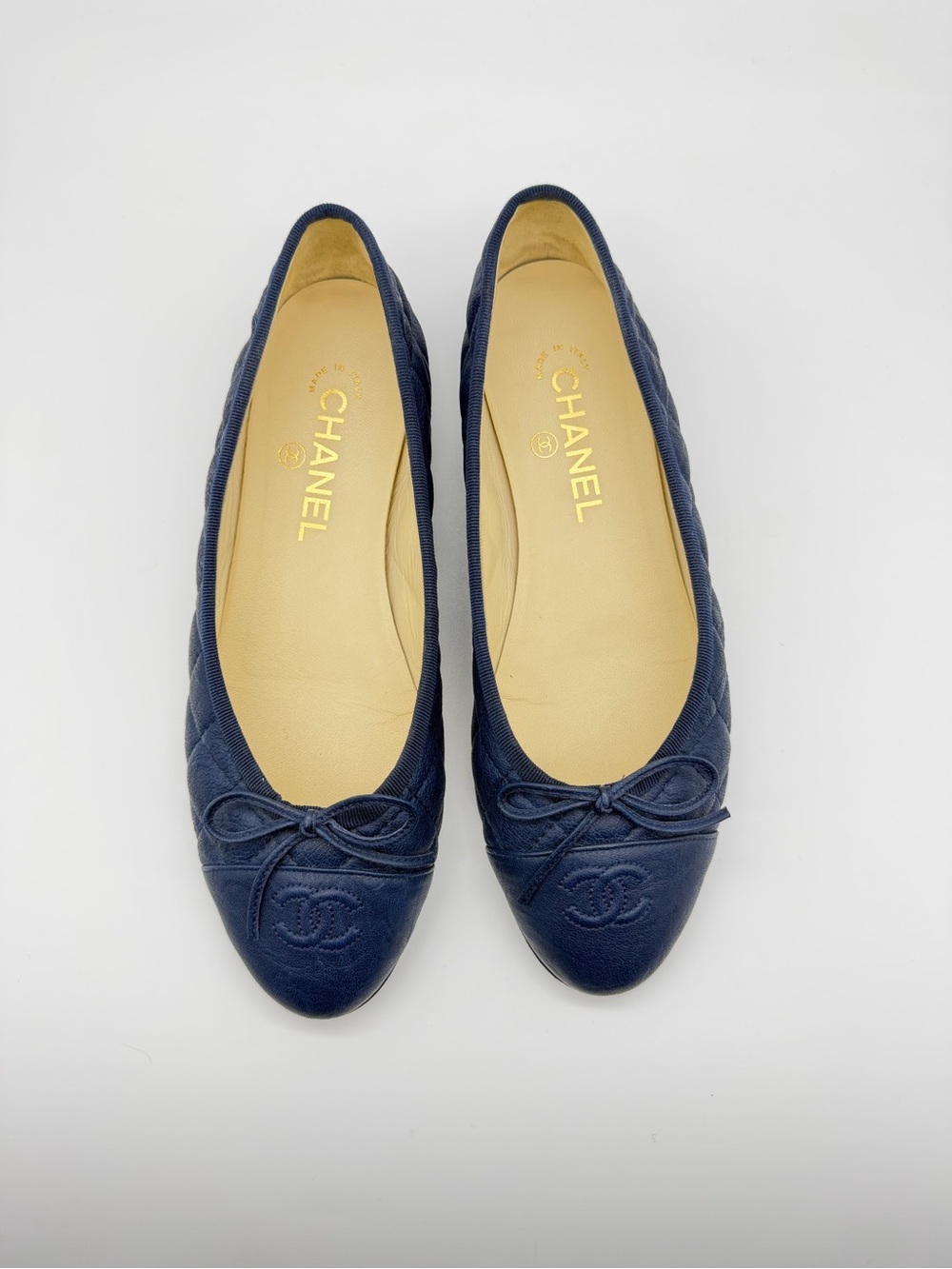 CHANEL Quilted Aged Calfskin Leather Flats - Picture 8 of 12
